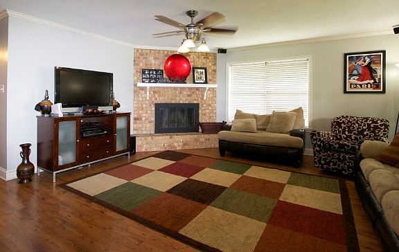 5th image of 307 Vivian Dr