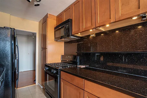 Rented by null | media 6