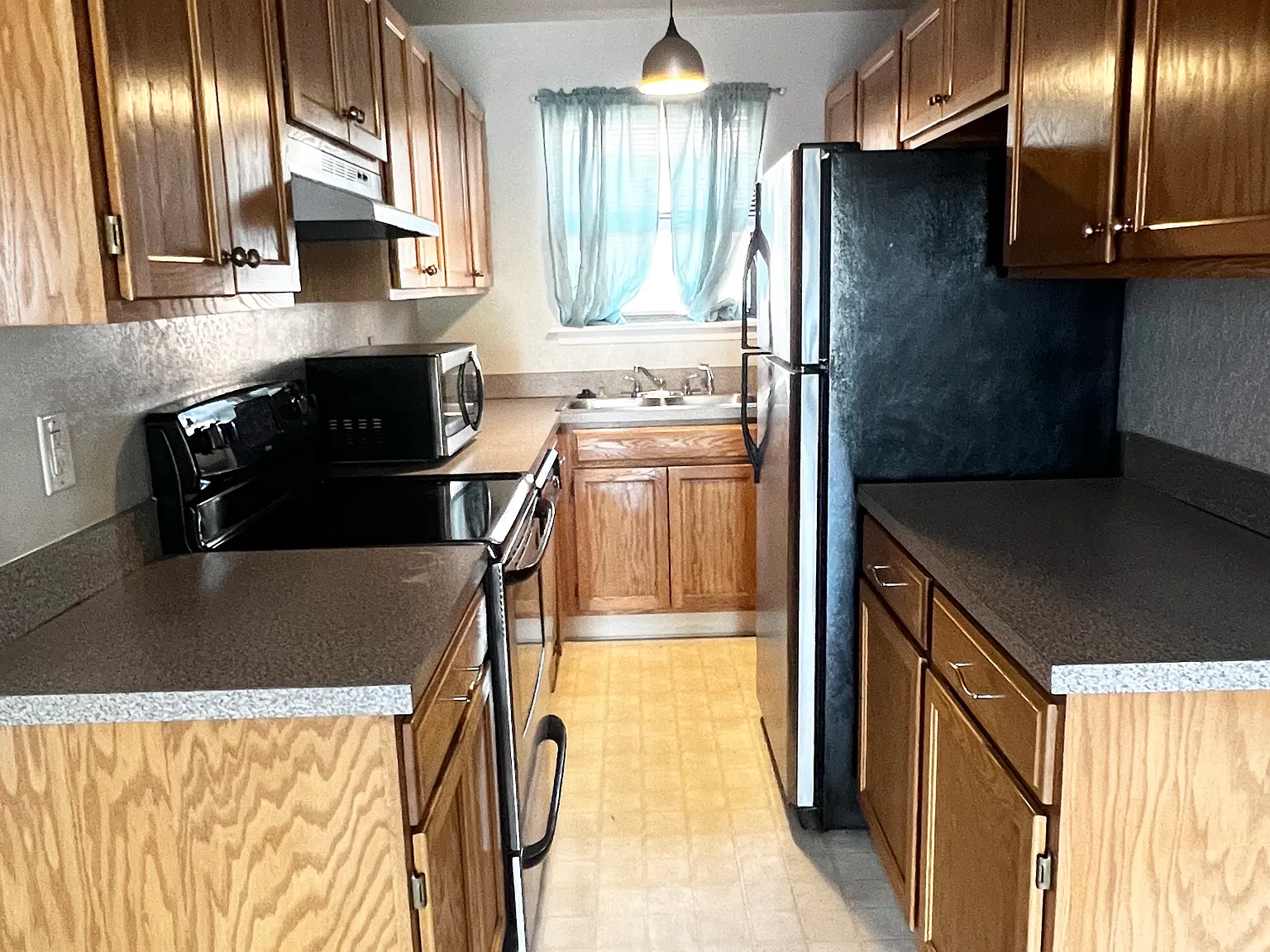 2 bed, $1,500 — Photo 2