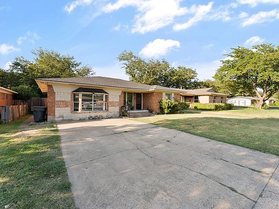 3rd image of 2439 Inadale Ave