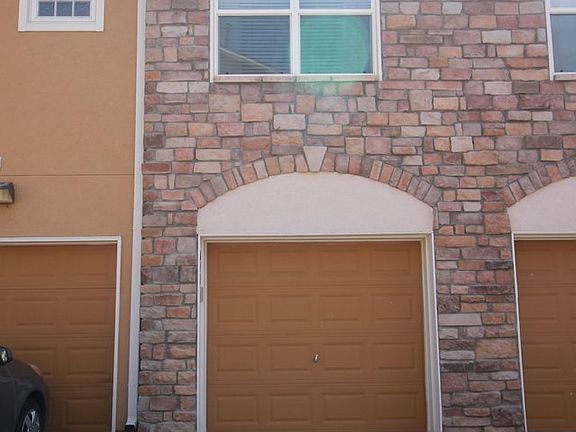 2nd image of 811 Lucca Dr
