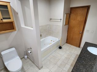 30665 Stellamar St, Beverly Hills, MI 48025