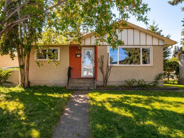 3509 121a Ave NW, Edmonton, AB T5W 1P5