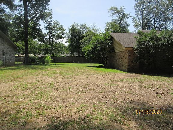 3rd image of 403 Nottingham Dr