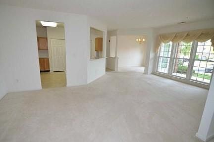 5th image of 201-2507 Amber Orchard Ct W #201