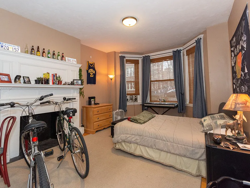 6 Glenville Ave #81