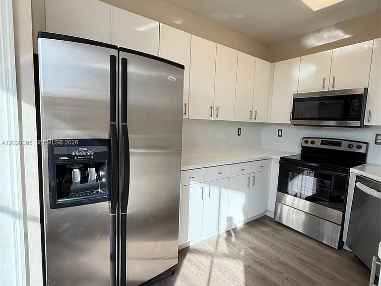 8528 SW 166th Pl #8528 — Photo 10