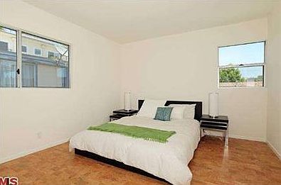 3rd image of 4207 McLaughlin Ave #2