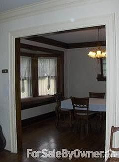 LV Room looking to Dinning Room