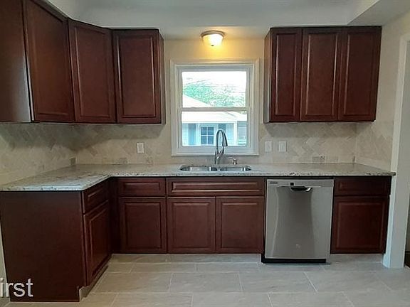 2nd image of 22456 Red Maple Ln