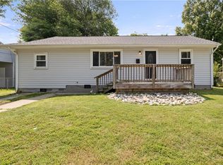 14 N Walker Rd, Hampton, VA 23666