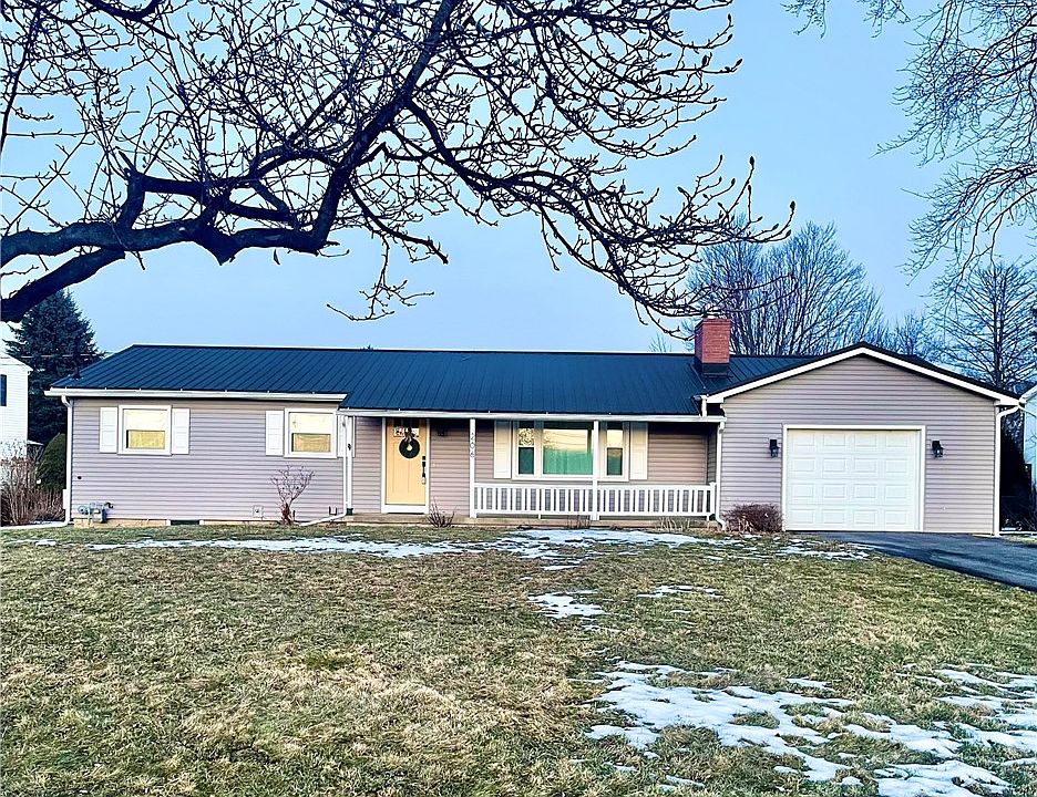 1st image of 206 Carpenter Rd