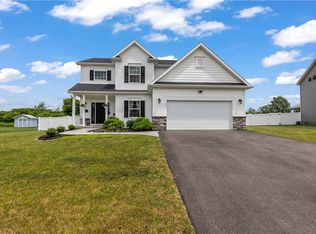 52 Candleford Hts, West Henrietta, NY 14586