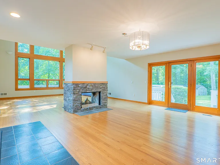 32 Horseshoe Ridge Rd — Photo 5