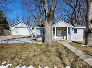 W1146 Poinsetta Rd, Genoa City, WI 53128