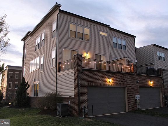 3rd image of 22816 Breezy Hollow Dr