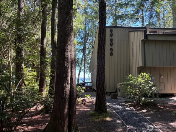 332 E Pointes Drive E #332, Shelton, WA 98584
