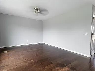 3 bed, 1632 sqft, $2,400 — Photo 4