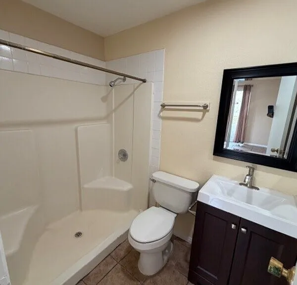 1609 Grove St #B — Photo 30