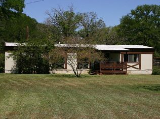 372 Robin Ln, Fredericksburg, TX 78624