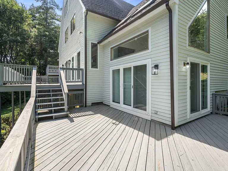 7 Larch Rd — Photo 22