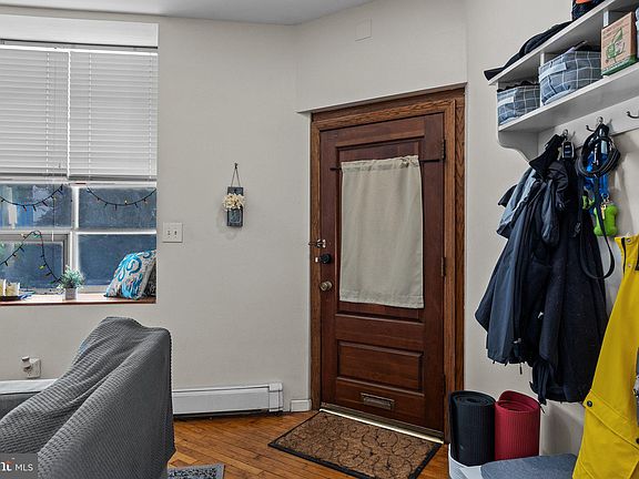 3rd image of 4700 Umbria St
