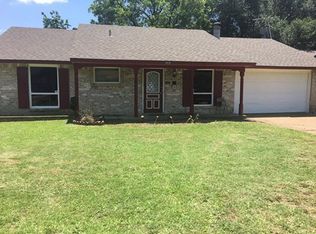 1010 Westbrook Dr, Garland, TX 75043