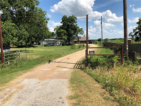 5th image of 7523 Highway 21 W