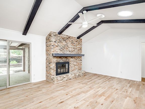 3rd image of 11633 River Oaks Trl