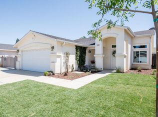 2688 Santa Ana Ave, Clovis, CA 93611