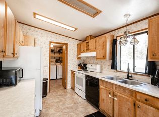 147229 Gracies Rd, Gilchrist, OR 97737