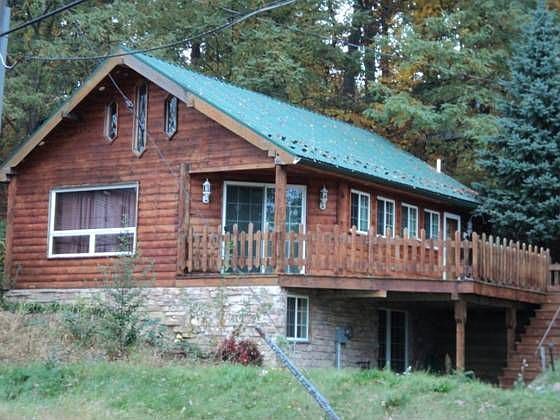 1st image of 689 Valley Dr