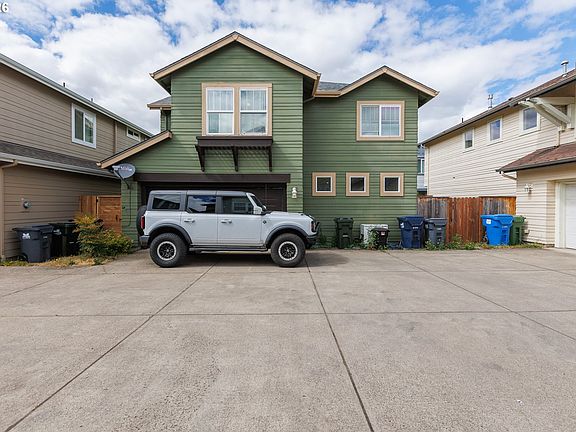 3rd image of 1653 Riley Ln