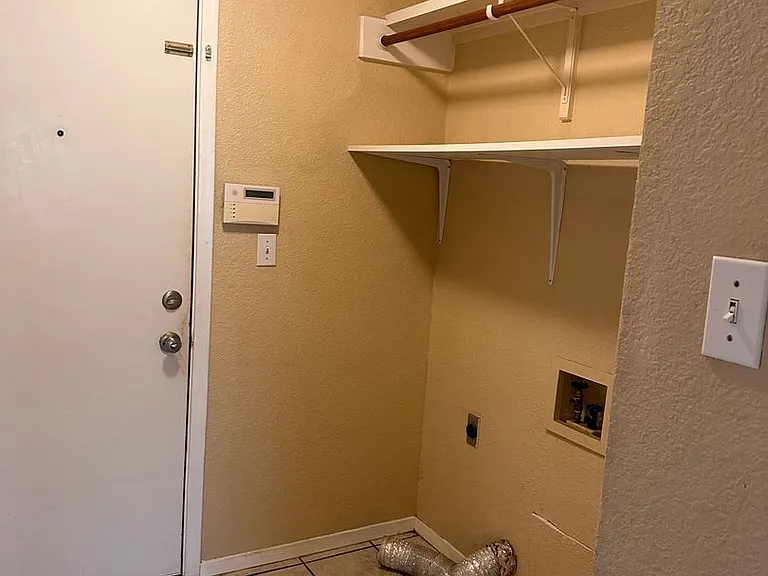 3834 Purdue Ln — Photo 17