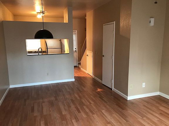 3rd image of 18810 N 33rd Dr