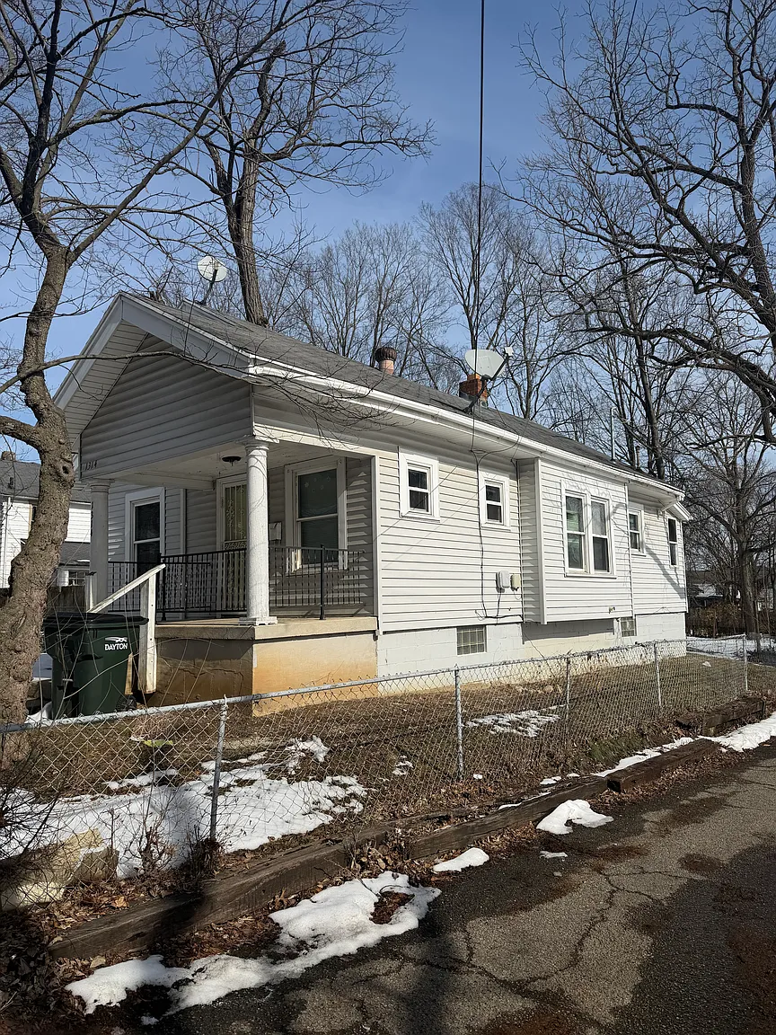 1314 Wheatley Ave photo 1