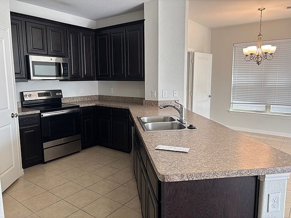 2nd image of 353 Emerald Creek Dr
