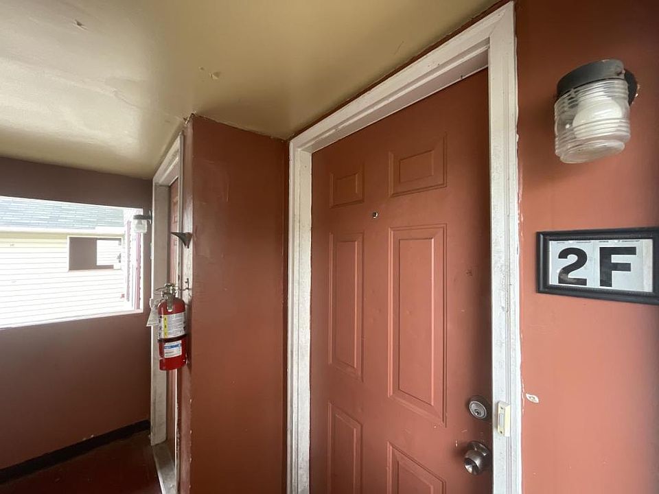 2nd image of 310 Ardale Dr APT 2F