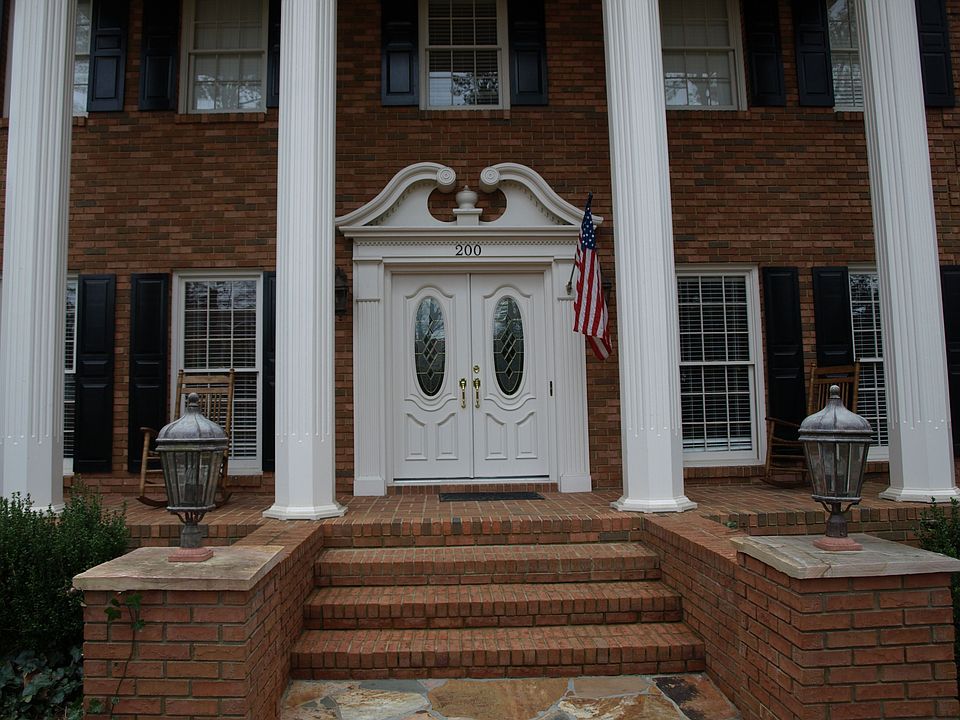 Rocking chair front porch