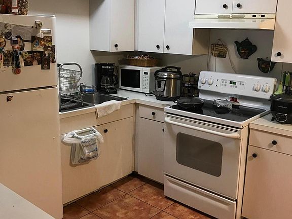 5th image of 4050 Garand Ln