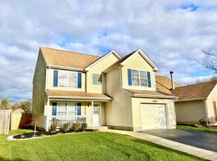 47 Marlin Ct, Bayville, NJ 08721