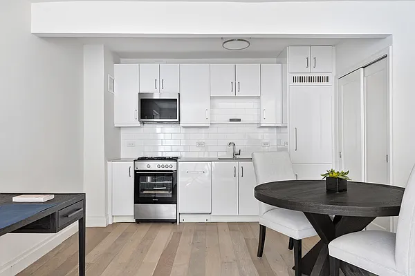 Rented by Keller Williams NYC | media 9