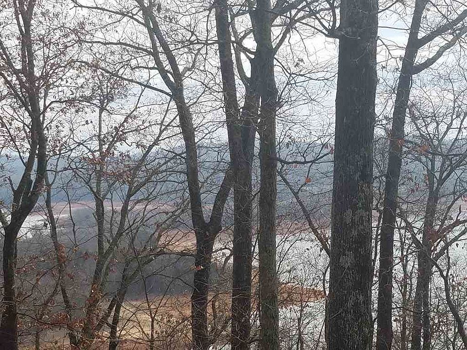 1st image of 810 Wilderness Dr