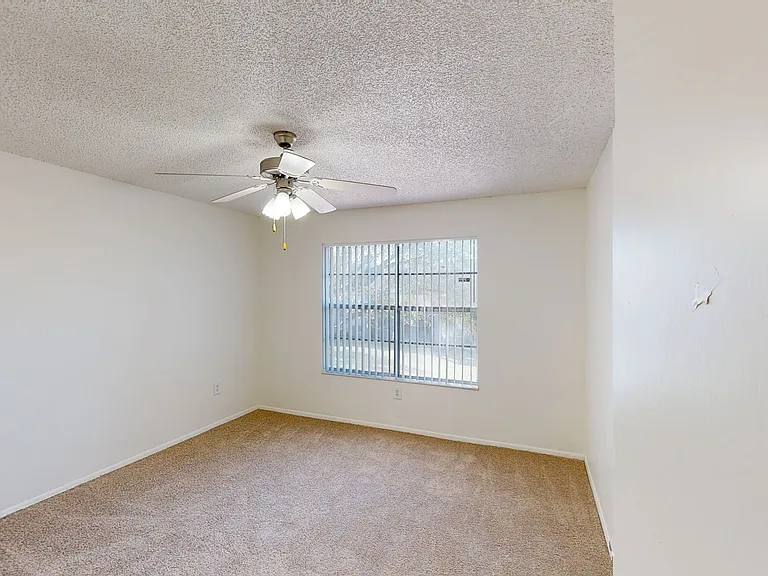 Lakewood Place — Photo 141