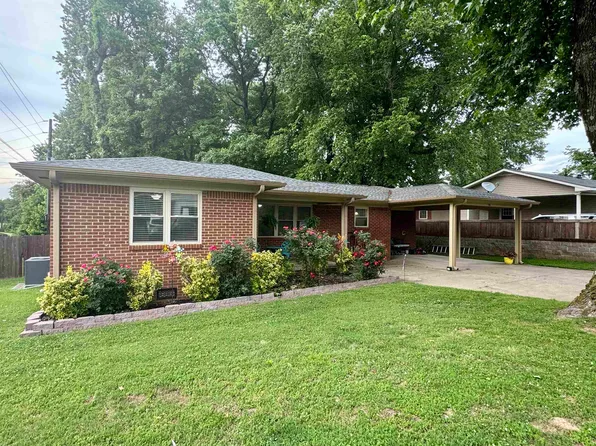 14 Center Ave, Munford, TN 38058