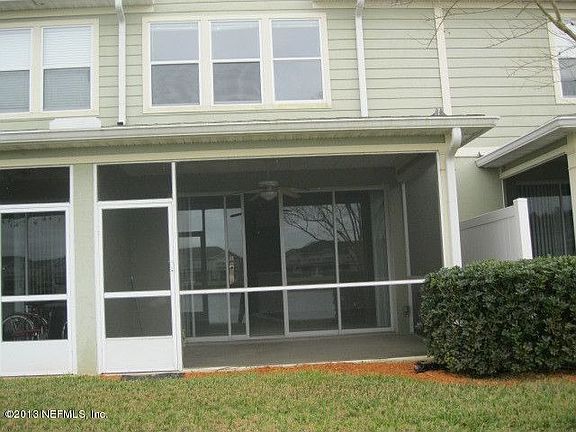 3rd image of 7058 Roundleaf Dr