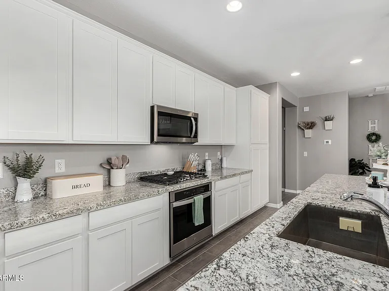 12143 W Marguerite Ave — Photo 20