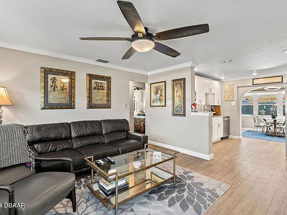 2nd image of 18 Palmetto Dr