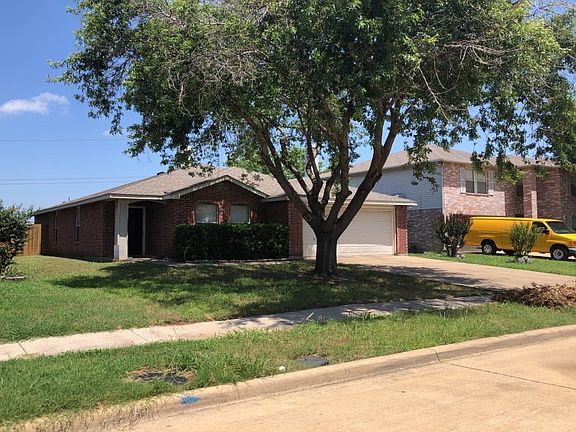 3rd image of 6059 Guilia Dr