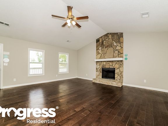 4th image of 360 Wayside Dr